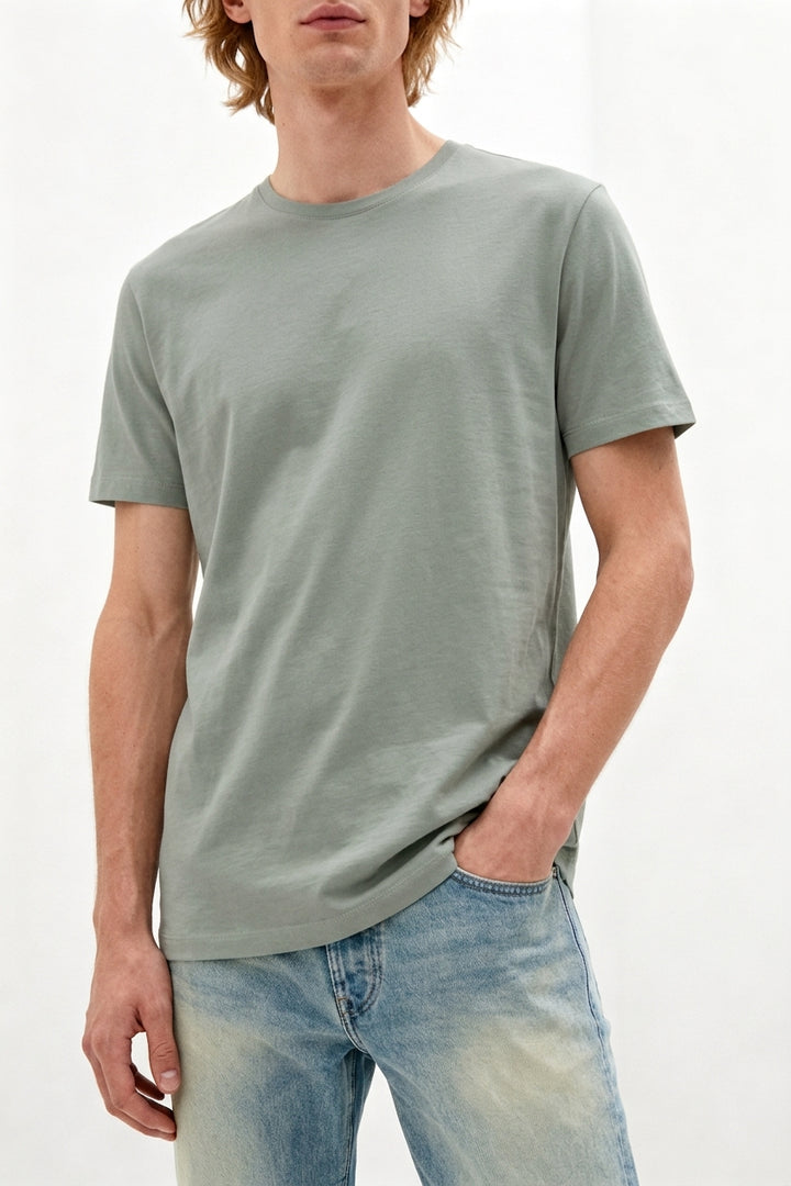 T-Shirt white sage slim fit Rundhals