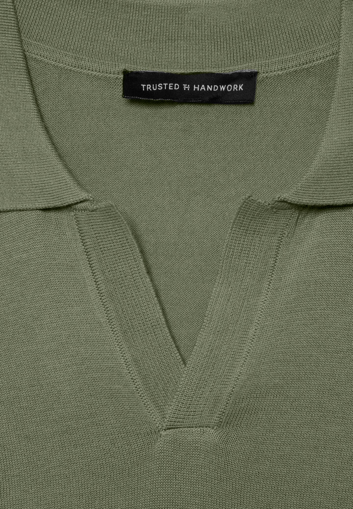 Knitted Polo faded pine slim fit polo collar